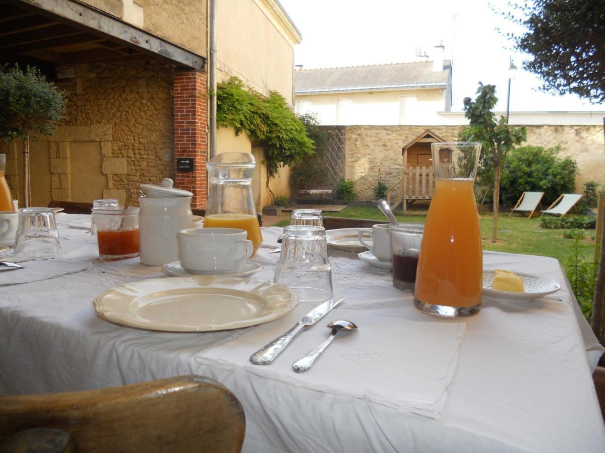 Bed and Breakfast L'Ancienne Boulangerie à Chavagnes Extérieur photo